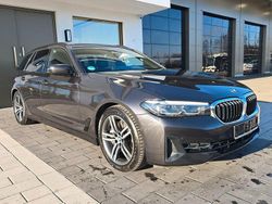 Grau Gebraucht 2022 BMW 530 Performance Limousine | 29.900 € (Superpreis)