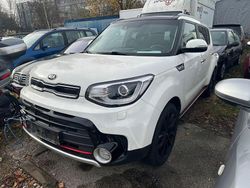 Weiß Gebraucht 2018 Kia Soul Turbo SUV | 7.599 €