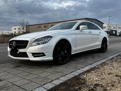 Weiß Gebraucht 2014 Mercedes CLS550 Limousine | 21.000 €