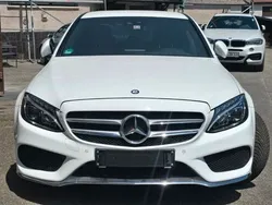 Weiß Gebraucht 2015 Mercedes C200 AMG line Limousine | 17.400 € (Teuer)
