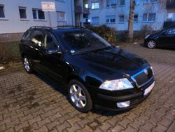 Schwarz Gebraucht 2007 Skoda Octavia Kombi | 1.499 € (Guter Preis)