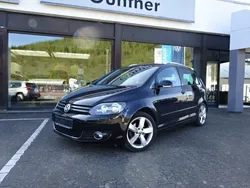 Schwarz Gebraucht 2011 VW Golf Plus Cross Style Van / Kleinbus | 8.880 € (Etwas zu teuer)