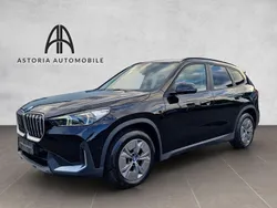 Schwarz ii Gebraucht 2023 BMW iX1 Shadowline SUV | 33.990 € (Superpreis)