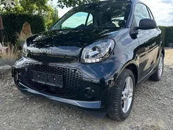 Schwarz Gebraucht 2021 Smart ForTwo Electric Drive Coupé | 10.800 € (Fairer Preis)
