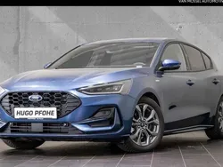 Blau Gebraucht 2024 Ford Focus ST-Line X Limousine | 25.850 € (Guter Preis)