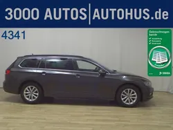 Grau Gebraucht 2022 VW Passat Business Kombi | 18.980 € (Superpreis)