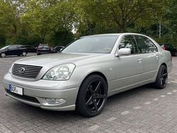Silber Gebraucht 2001 Lexus LS430 President Line Limousine | 11.500 €
