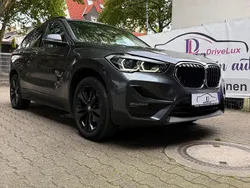 Grau Gebraucht 2022 BMW X1 Advantage SUV | 25.990 € (Fairer Preis)