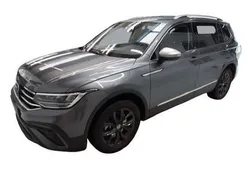 Platinum grey metallic Gebraucht 2024 VW Tiguan Allspace Move SUV | 40.980 € (Guter Preis)