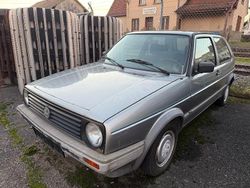 Grau Gebraucht 1990 VW Golf II Kleinwagen | 1.600 €