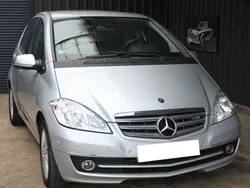 Silber Gebraucht 2009 Mercedes A180 Van / Kleinbus | 5.990 € (Fairer Preis)