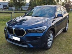 Blau Gebraucht 2020 BMW X1 SUV | 22.950 € (Guter Preis)