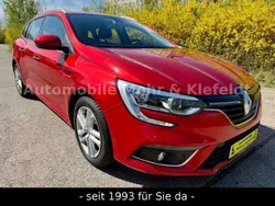Rot Gebraucht 2017 Renault Mégane GrandTour Business Kombi | 13.999 € (Fairer Preis)