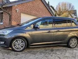Grau Gebraucht 2017 Ford Grand C-Max Titanium Van / Kleinbus | 11.990 € (Guter Preis)