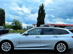 Silber Gebraucht 2020 BMW 318 Advantage Kombi | 15.700 € (Fairer Preis)
