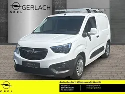 Weiss Gebraucht 2019 Opel Combo Edition Van / Kleinbus | 12.350 € (Etwas zu teuer)