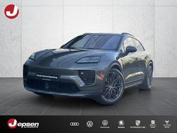 Grün Neu 2025 Porsche Macan SUV | 130.025 €