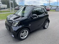 Schwarz Gebraucht 2021 Smart ForTwo Electric Drive Cabrio | 12.221 € (Fairer Preis)