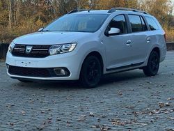 Weiß Gebraucht 2017 Dacia Logan MCV Lauréate Kombi | 5.499 € (Superpreis)