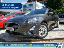 Grau Gebraucht 2022 Ford Focus Titanium Kombi | 20.500 € (Fairer Preis)