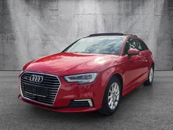 Rot Gebraucht 2017 Audi A3 e-tron Kleinwagen | 19.490 € (Teuer)