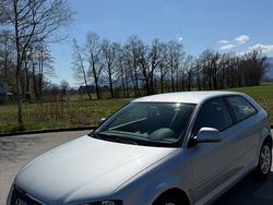Silber Gebraucht 2010 Audi A3 Attraction Kleinwagen | 5.000 € (Fairer Preis)