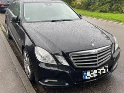 Schwarz Gebraucht 2010 Mercedes E250 Limousine | 14.000 € (Teuer)