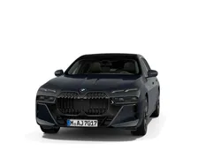 Neu 2024 BMW 740 Efficient Dynamics Limousine | 140.670 €