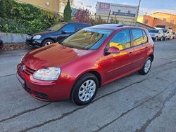 Sunsetred Gebraucht 2007 VW Golf V Comfortline Kleinwagen | 6.000 €