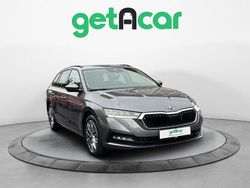 Grau Gebraucht 2023 Skoda Octavia Ambiente Kombi | 23.590 € (Guter Preis)