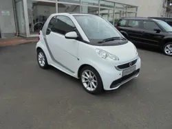 Weiß Gebraucht 2014 Smart ForTwo Coupé Passion Kleinwagen | 7.490 € (Fairer Preis)