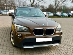 Braun Gebraucht 2011 BMW X1 Sport Line SUV | 5.999 € (Teuer)