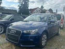 Blau Gebraucht 2013 Audi A1 Attraction Kleinwagen | 10.990 € (Guter Preis)