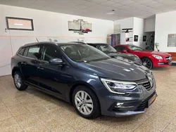 Grau Gebraucht 2022 Renault Mégane GrandTour Business Kombi | 16.950 € (Guter Preis)