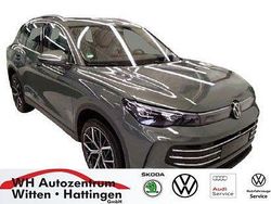 Cipressinogrün metallic Gebraucht 2025 VW Tiguan Elegance SUV | 47.955 € (Guter Preis)