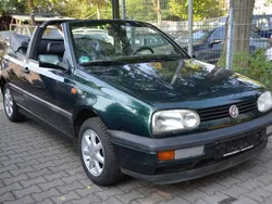 Grün Gebraucht 1994 VW Golf Cabriolet Highline Cabrio | 1.190 €