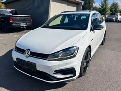 Weiß Gebraucht 2019 VW Golf VII R Kombi | 16.700 € (Superpreis)
