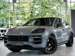 Schwarz Gebraucht 2024 Porsche Cayenne SUV | 129.800 € (Teuer)