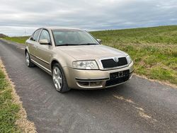 Gold Gebraucht 2005 Skoda Superb Limousine | 500 € (Superpreis)