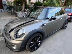 Grau Gebraucht 2011 Mini Cooper Kleinwagen | 8.150 € (Fairer Preis)