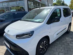 Weiß Neu 2024 Toyota Proace Verso City Kombi | 28.990 € (Guter Preis)
