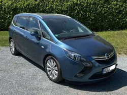 Blau Gebraucht 2014 Opel Zafira Tourer Active Van / Kleinbus | 8.000 € (Guter Preis)
