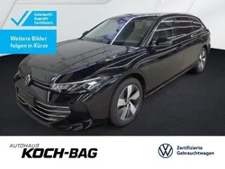 Grenadillschwarz metallic Gebraucht 2024 VW Passat Business Kombi | 32.430 € (Fairer Preis)