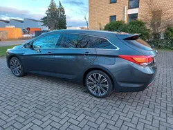 Grau Gebraucht 2014 Hyundai i40 Kombi | 7.650 € (Fairer Preis)
