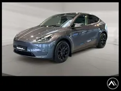 Midnight silver metallic Gebraucht 2022 Tesla Model Y Long Range SUV | 35.689 € (Fairer Preis)