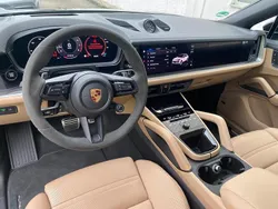 Schwarz Gebraucht 2024 Porsche Cayenne S Chrono SUV | 139.790 €