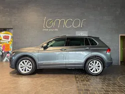 Grau Gebraucht 2018 VW Tiguan Highline SUV | 24.790 € (Fairer Preis)