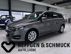 Grau metallic Gebraucht 2018 Mercedes B200 Van / Kleinbus | 17.890 € (Etwas zu teuer)