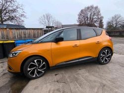 Gelb Gebraucht 2017 Renault Scénic IV Bose Edition Van / Kleinbus | 11.000 €