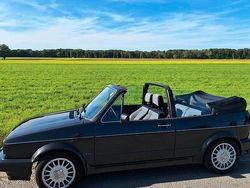 Schwarz Gebraucht 1988 VW Golf Cabriolet Cabrio | 6.600 €